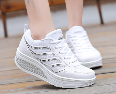 Ženske tenisice sa udobnim đonom u više boja