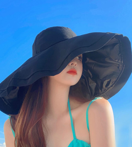 Дамска шапка с UV-защита-изчистен модел