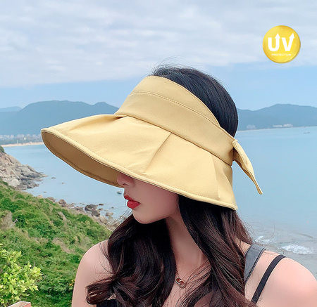 Ženska kapa za sunčanje sa šilterom i trakom