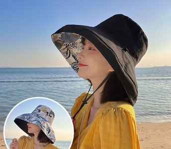 Ženski šešir za sunce širokog oboda s vezicama