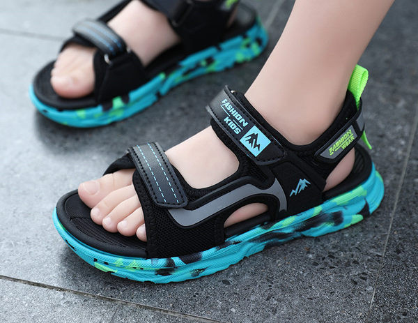 Hálós és patch szandál fiúknak