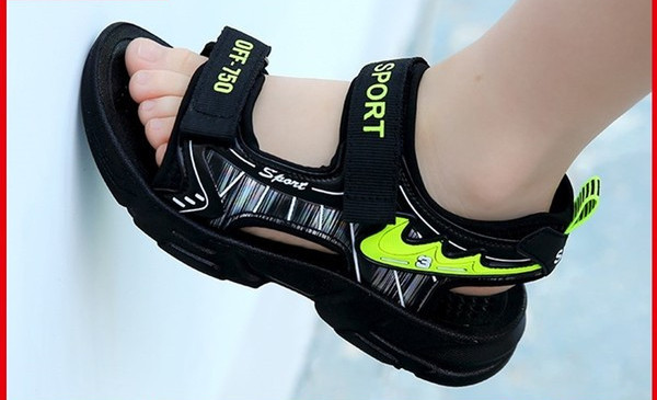 Szandál fiúknak - puha talpú 2022