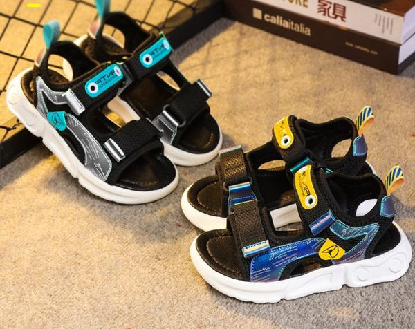 Világító gyerekszandál fiúknak