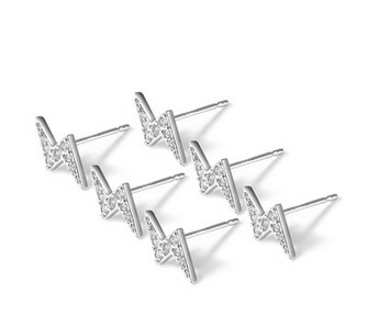 Kis elegáns fülbevaló különböző formájú ezüst színben