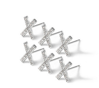 Kis elegáns fülbevaló különböző formájú ezüst színben