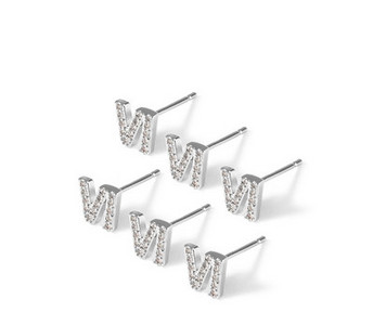 Kis elegáns fülbevaló különböző formájú ezüst színben