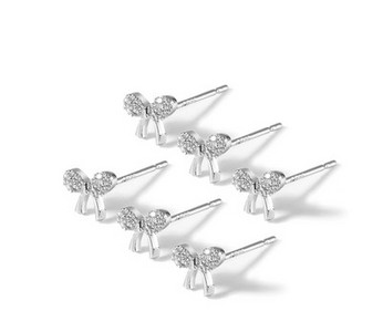 Kis elegáns fülbevaló különböző formájú ezüst színben