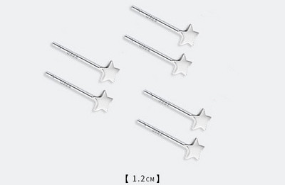 Kis női fülbevaló ezüst színben