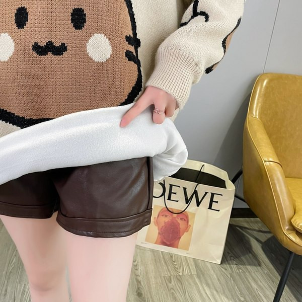 Vastag téli pulóver terhes nők számára