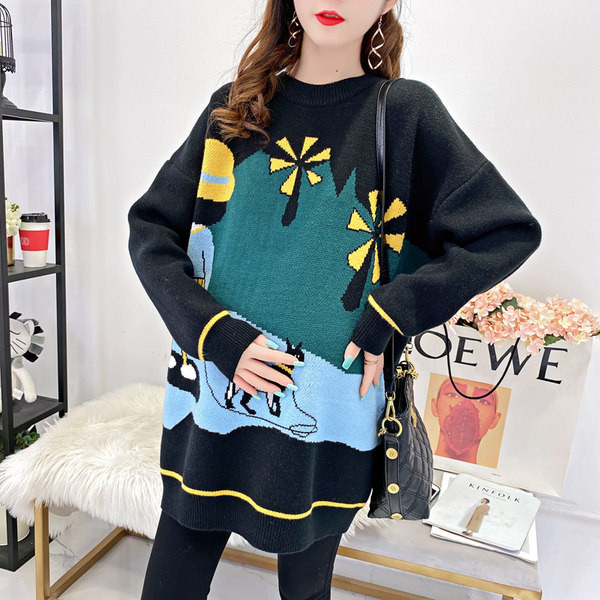 Широк дамски пуловер с овално деколте за бременни