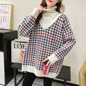 Motinystės languotas džemperis su kaklu