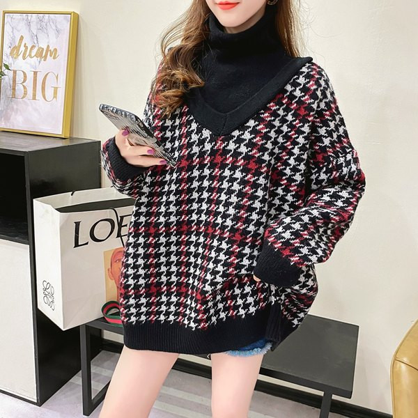 Motinystės languotas džemperis su kaklu