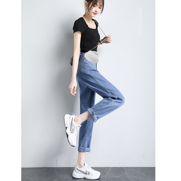 Zsebekkel ellátott női farmer új modellje terhes nők számára