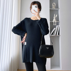 Megztinis nėščiosioms - su dešine juostele