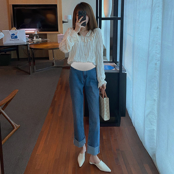 Kismama farmer felhajtott szárral