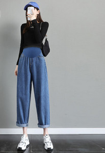 Széles farmernadrág terhes nők számára