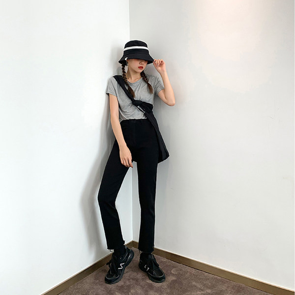 Farmer terhes nőknek - magas derékú, egyenes modell