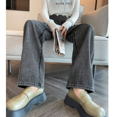 Női farmer terhes nőknek - egyenes modell