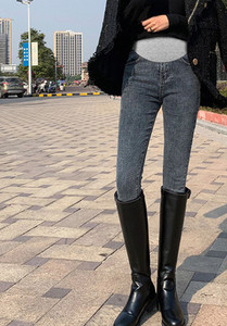 Női farmernadrág terhes nőknek - magas derekú plusz bársony