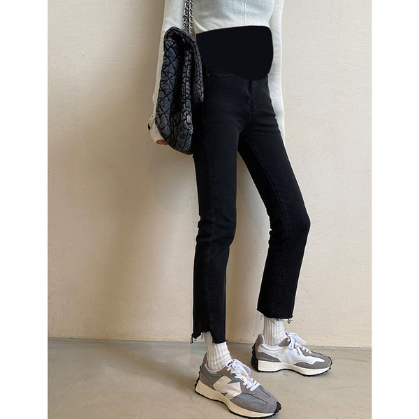 Ежедневни дамски дънки със скъсани мотиви за бременни