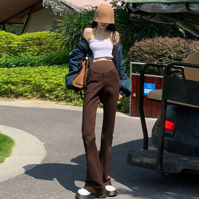 Μοντέρνο τζιν για έγκυες γυναίκες