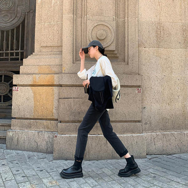 Női farmer terhes nőknek - egyenes modell