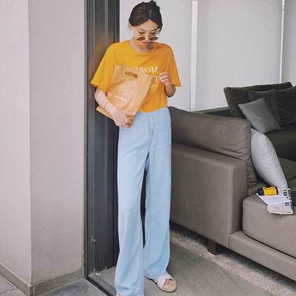 Φαρδύ μοντέλο τζιν για εγκύους καθαρό σχέδιο