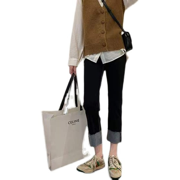 Ženske traperice za trudnice s poderanim elementima