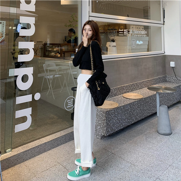 Széles szárú nadrág terhes nők számára