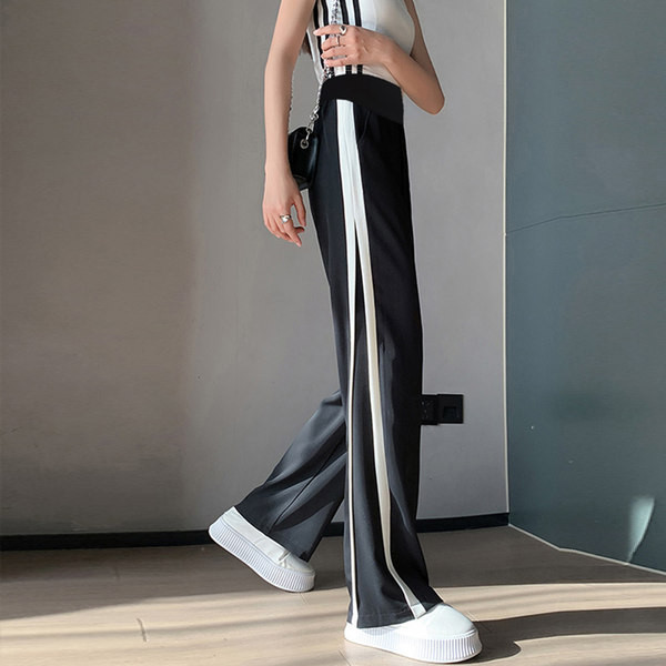 Kismama hosszú nadrág csővel