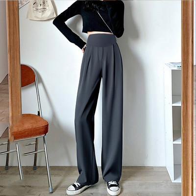 Skraćeni model ženskih hlača za trudnice