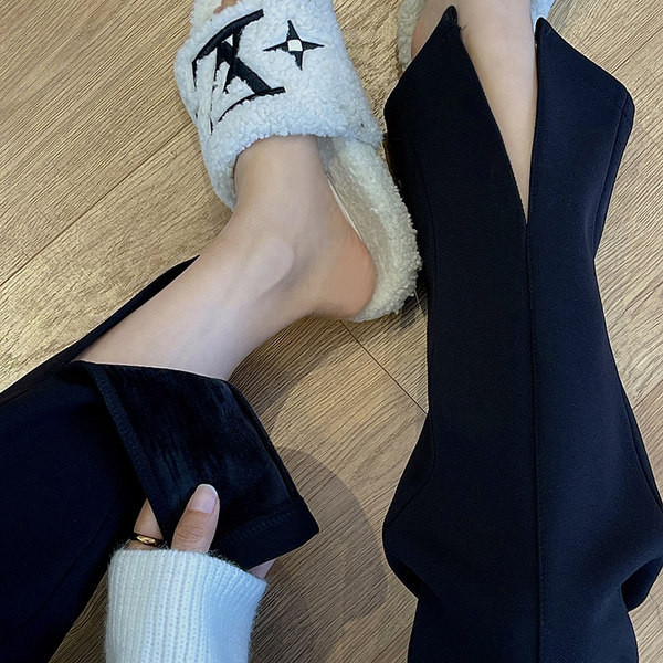 Παντελόνι εγκυμοσύνης με σκίσιμο