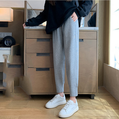 Αθλητικό παντελόνι για εγκύους με μοτίβο στα πόδια