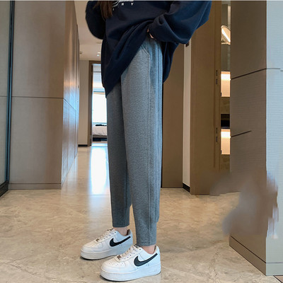 Αθλητικό παντελόνι για εγκύους με μοτίβο στα πόδια