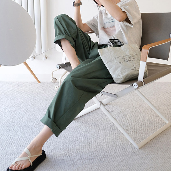 Női hosszú nadrág terhes nőknek magas derékkal – laza, tiszta mintával