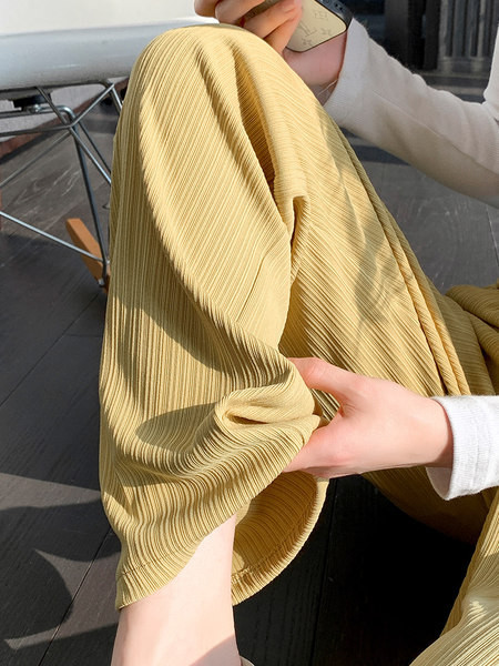 Széles, kényelmes kismamanadrág