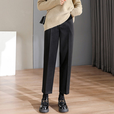 Magas derekú, letisztult szabású, egyenes szárú kismamanadrág