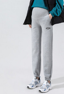 Lezser magas derekú kismama melegítőnadrág zsebekkel és logóval