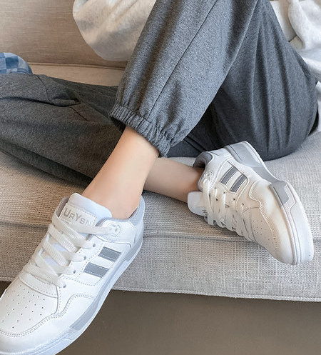 Sportnadrág terhes nőknek magas derékkal és gumis szárral