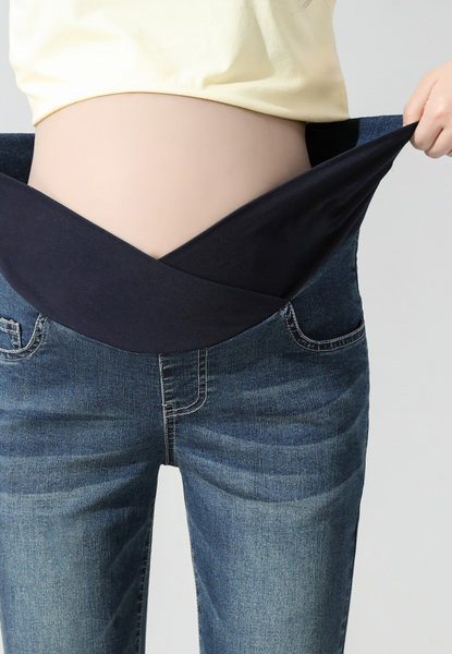 Kõrge vöökohaga rebitud rasedate teksad