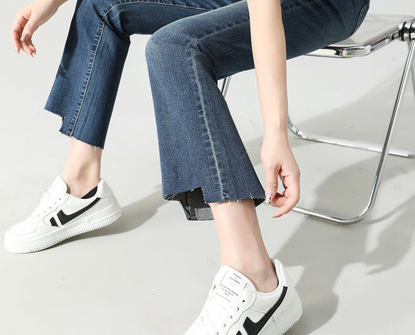 Kõrge vöökohaga rebitud rasedate teksad