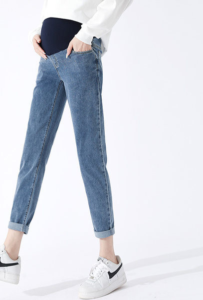 Magas derekú új modellhez illeszkedő kismamafarmer