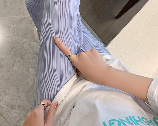 Kõrge vöökohaga laia säärega rasedapüksid