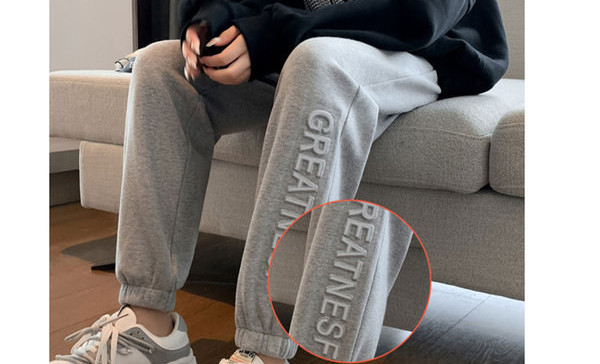 Szűk sport alsó, amely alkalmas terhes nők számára