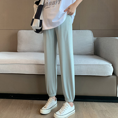 Široke sportske hlače za trudnice s gumicom na nogavicama