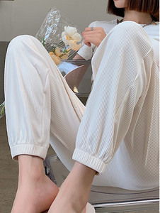 Zsebes sportnadrág terhes nők számára