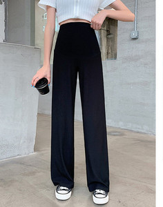 Zsebes sportnadrág terhes nők számára