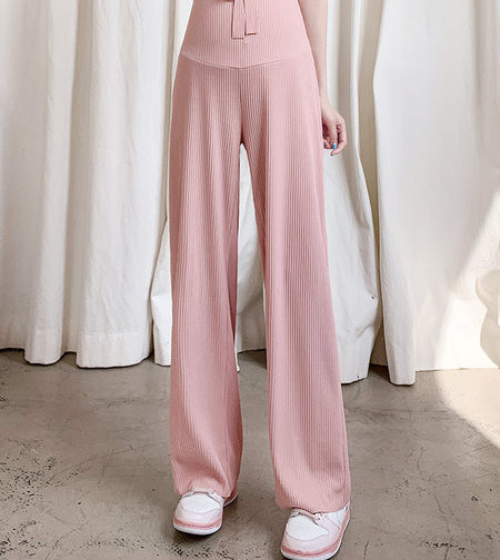 Széles szárú kismamanadrág magas derékkal és fűzővel