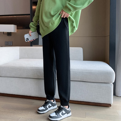 Sportnadrág terhes nők számára, különböző színekben