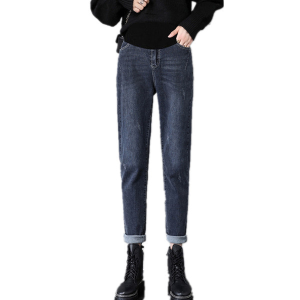 Kõrge vöökohaga liibuvad rasedate teksad